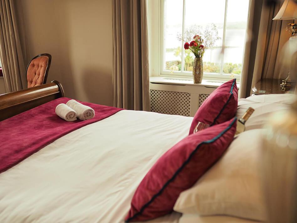 Courtmacsherry Hotel Buitenkant foto
