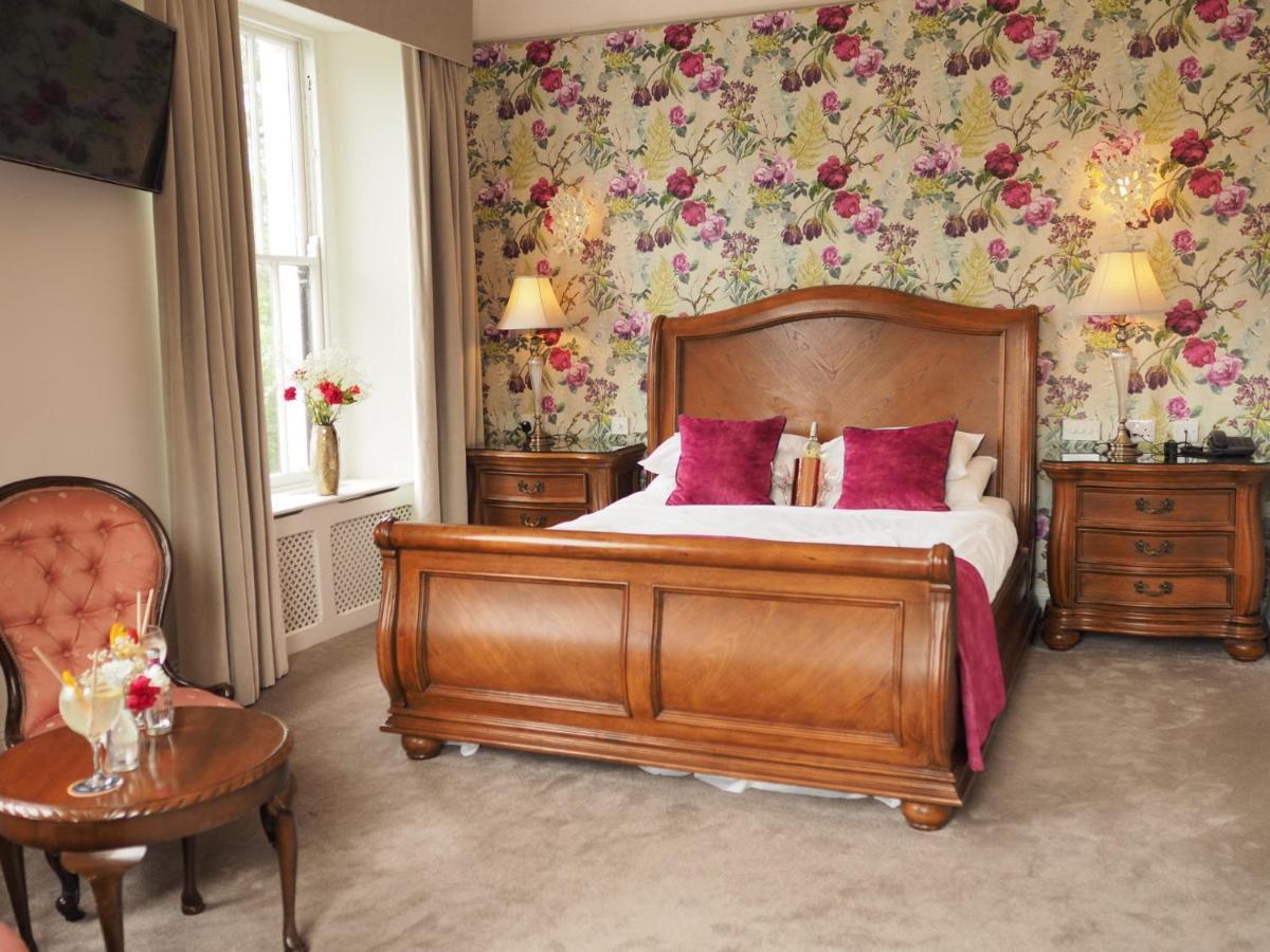Courtmacsherry Hotel Buitenkant foto