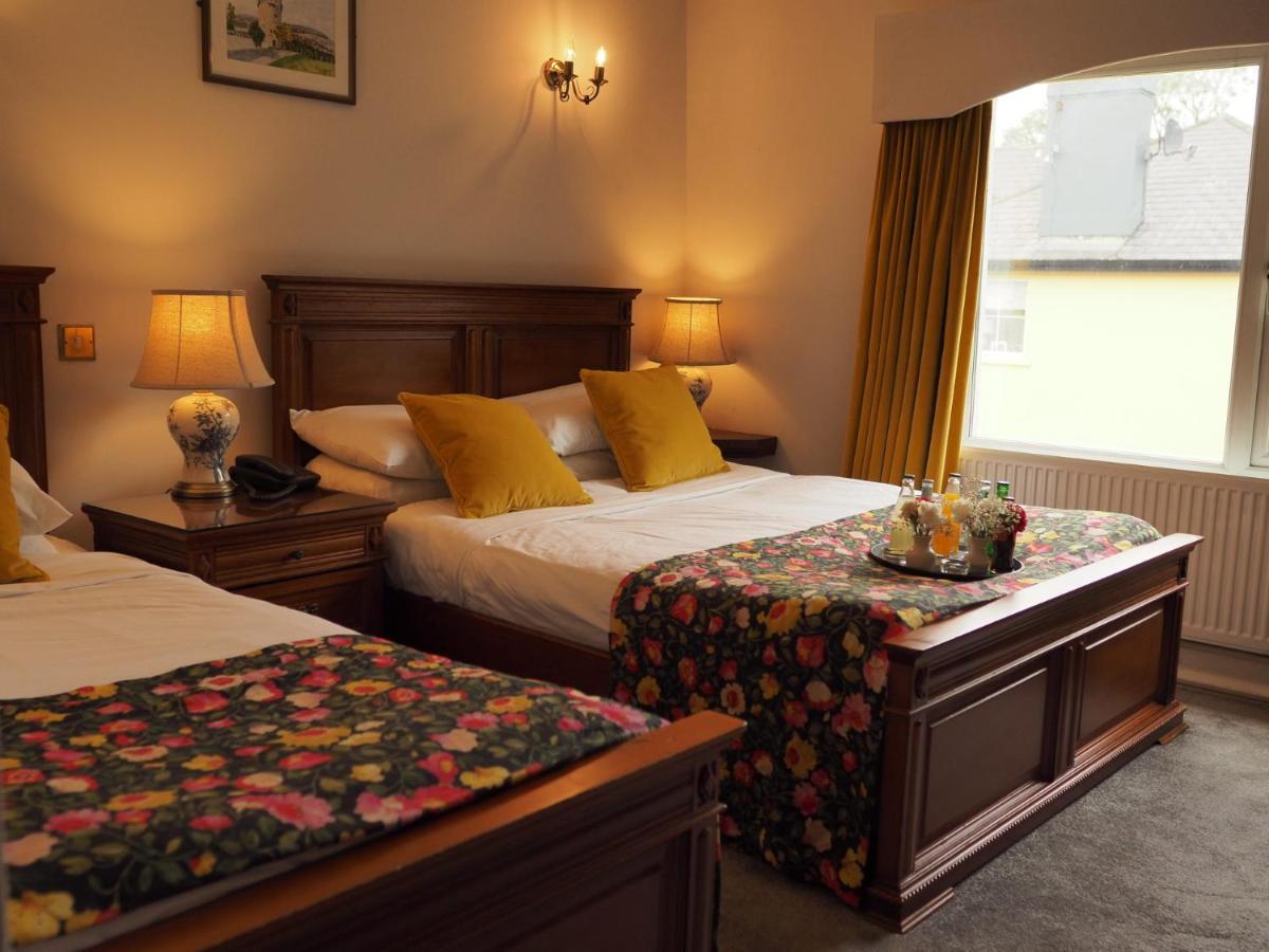 Courtmacsherry Hotel Buitenkant foto